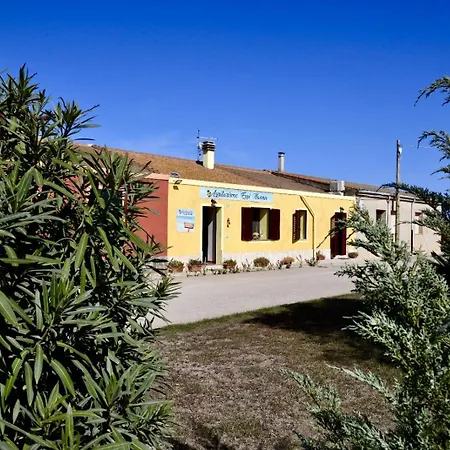 Ezzi Mannu Kır Evi *